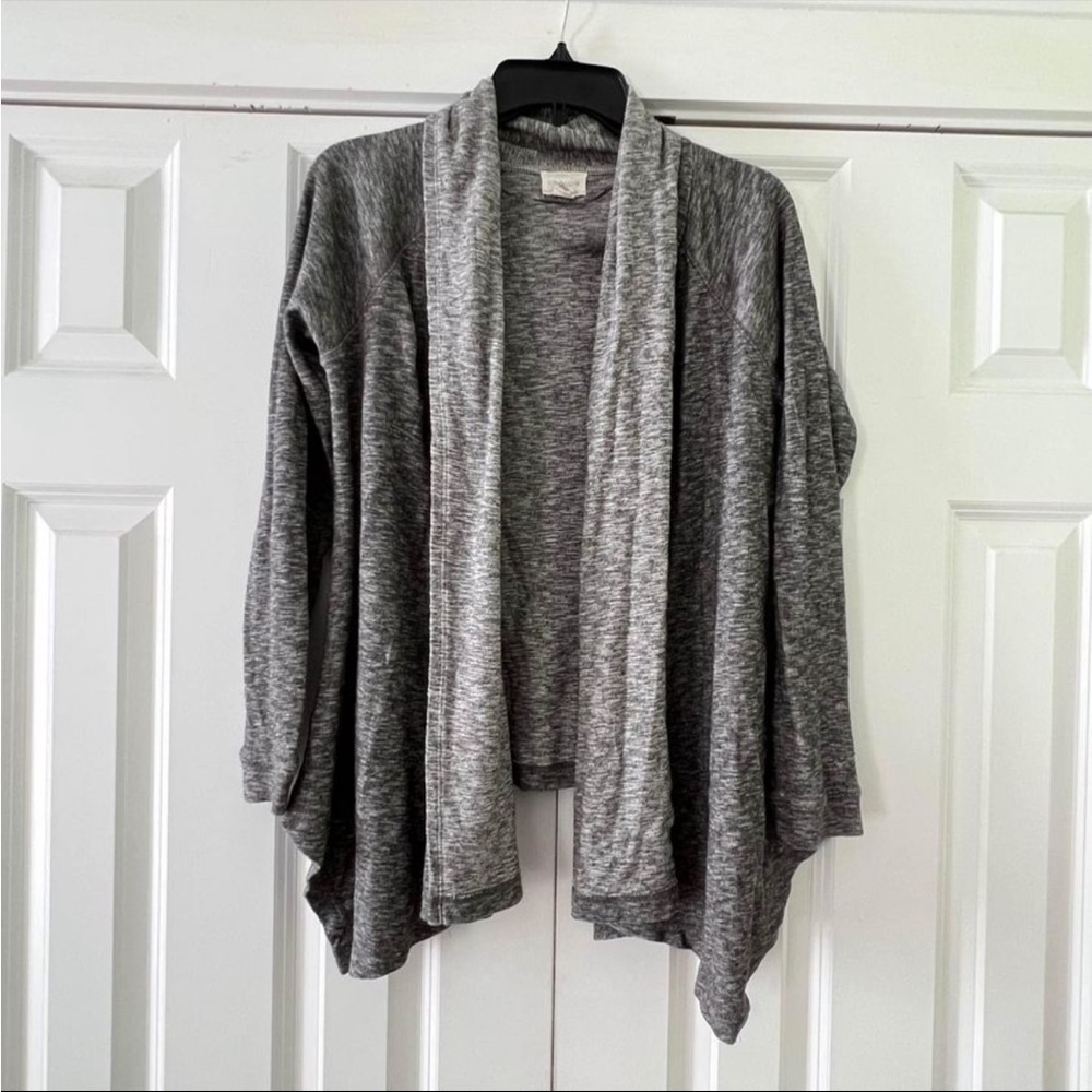 ⭐️ Caslon Cardigan